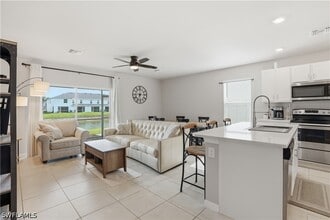 Building Photo - 15054 Wildflower Cir