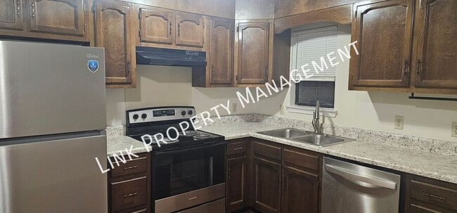 Building Photo - 5101 N Moore Ln