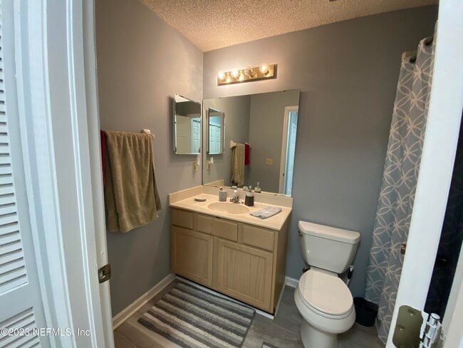 Building Photo - 11840 Ashbrook Cir N