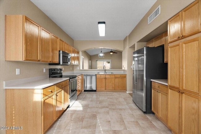 Building Photo - 1310 E Sheena Dr