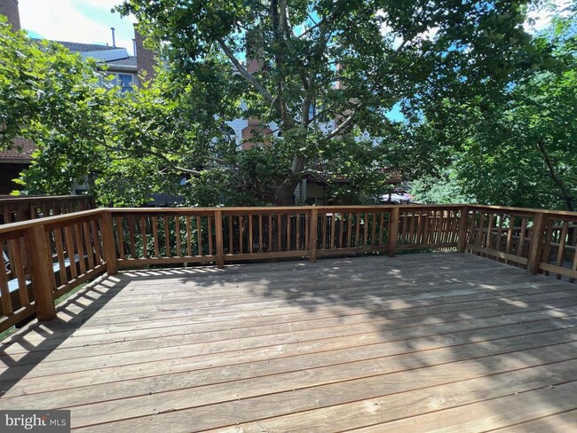 Building Photo - 2104 Patty Ln