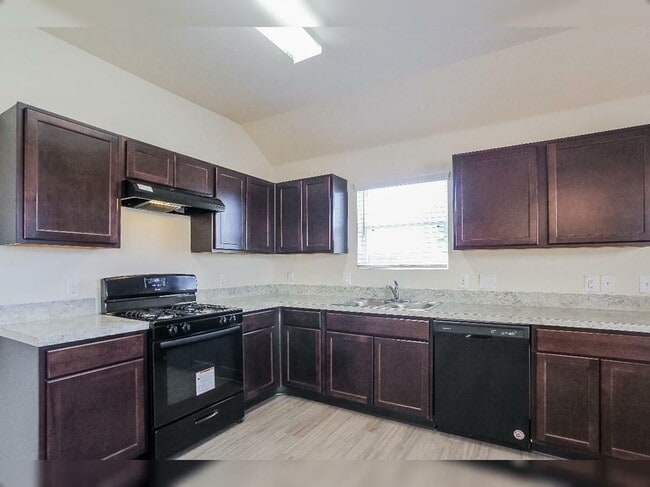 Building Photo - 5619 Rocky Trail Dr