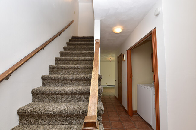 Stairs. - 3571 Smith Dr