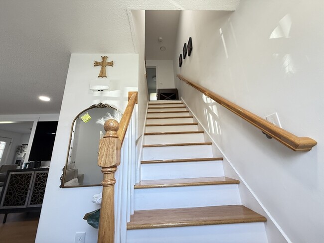 Building Photo - 1338 East St