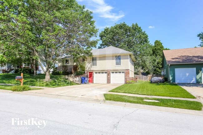 Primary Photo - 3709 NE Chapel Dr