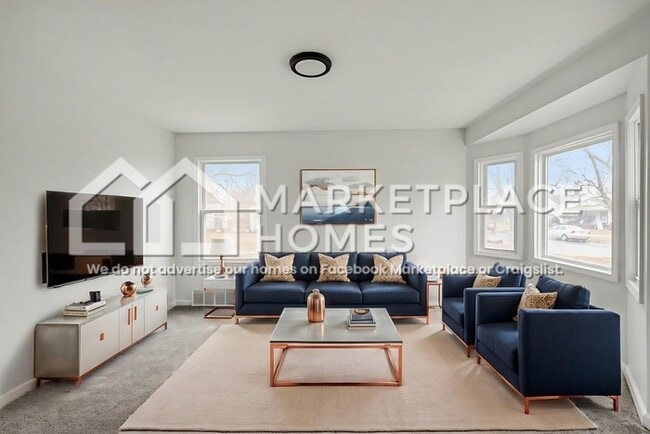 Building Photo - 19818 Fenmore St