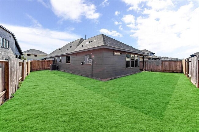 Building Photo - 5018 Mint Orchard Dr