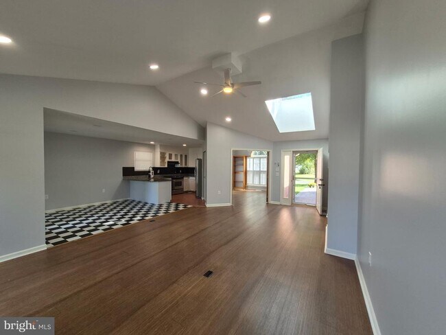 Building Photo - 189 Barrel Horse Dr