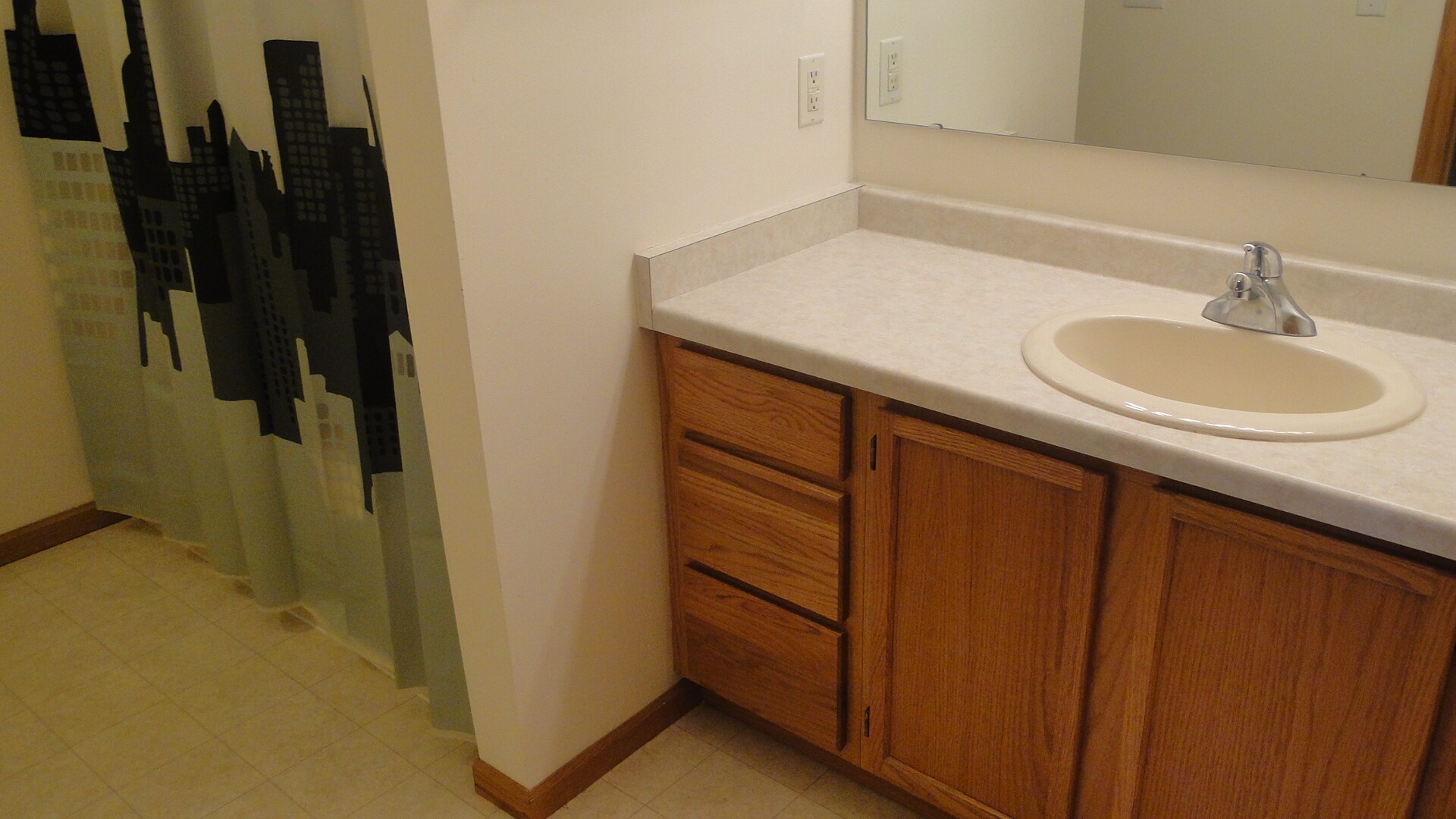 Building Photo - 301 Harbour Town Dr