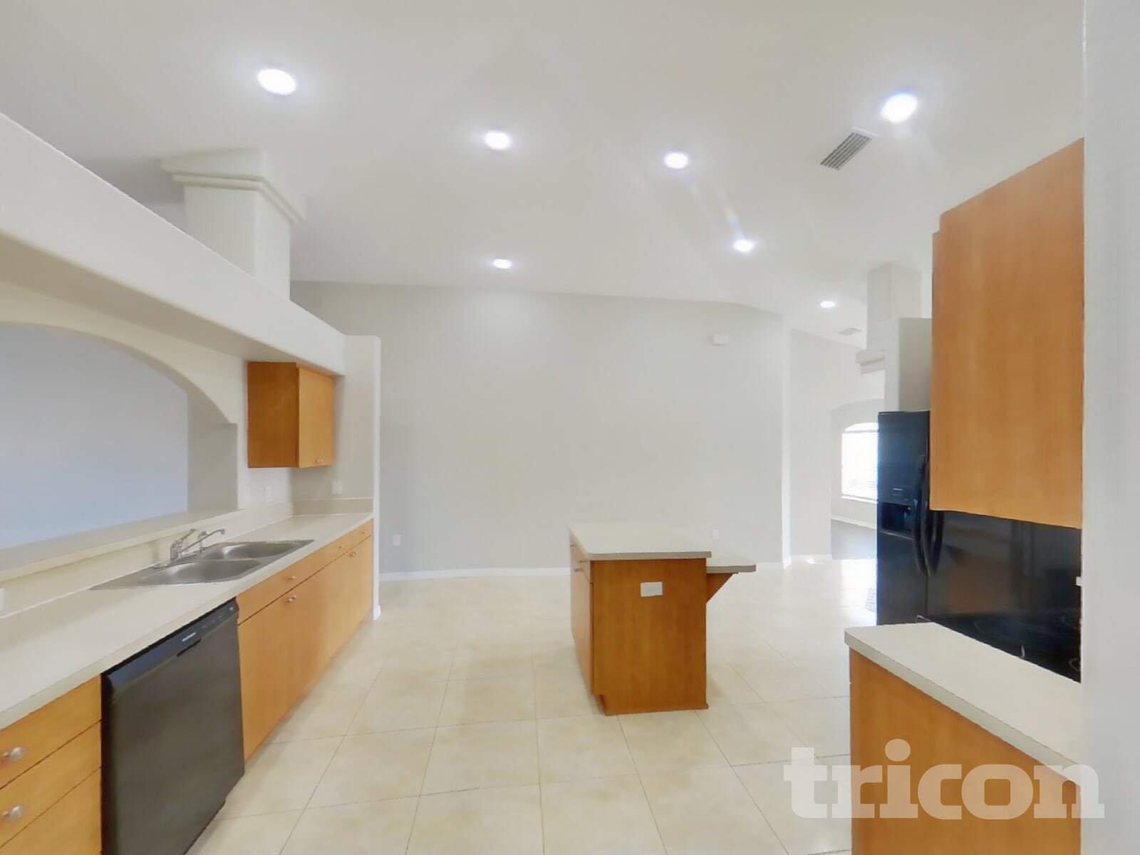 Building Photo - 2319 Estill Ave