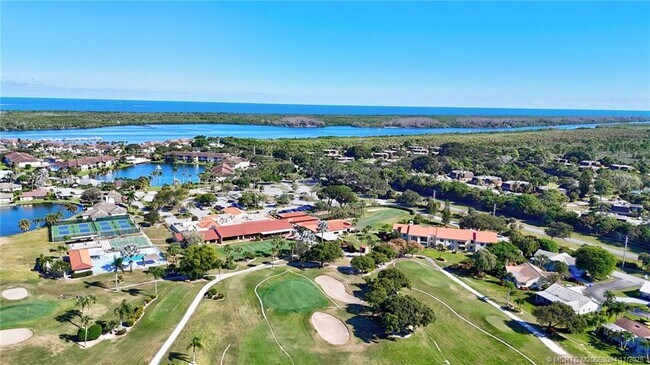 Building Photo - 5111 SE Miles Grant Rd