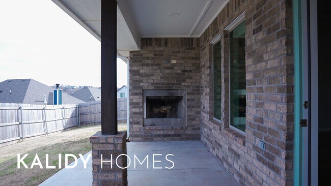 Building Photo - 5216 Bing Cir