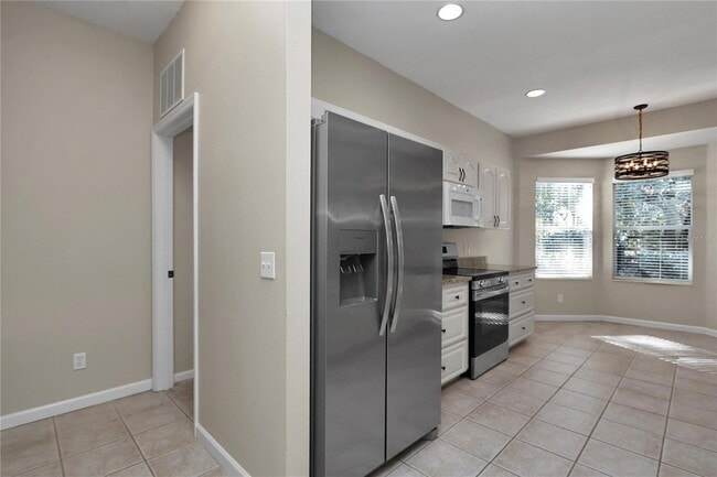 Building Photo - 2022 NW 58th Ct