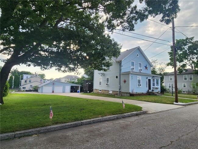 Building Photo - 109 Cleveland St