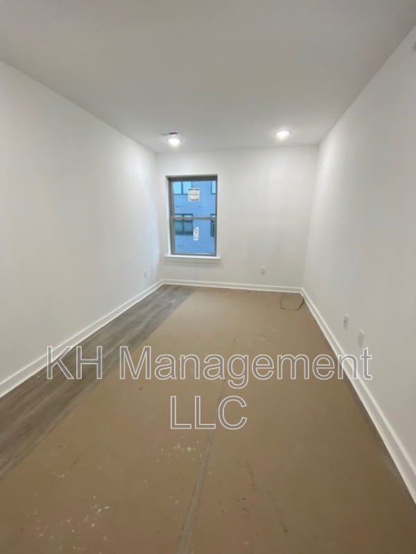 Building Photo - 3932-36 Mt Vernon St