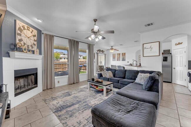 Building Photo - 102 Cailin Ct