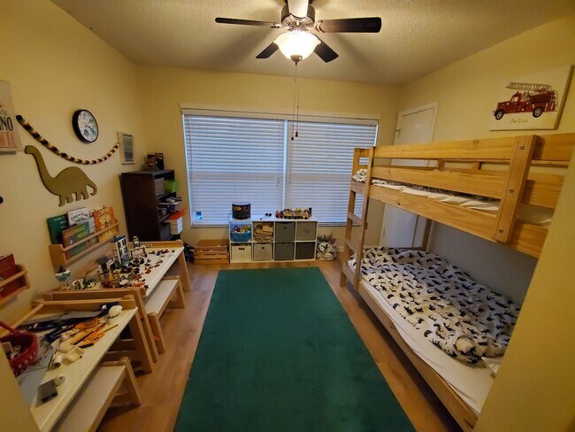 Building Photo - 10709 Key Lime Way