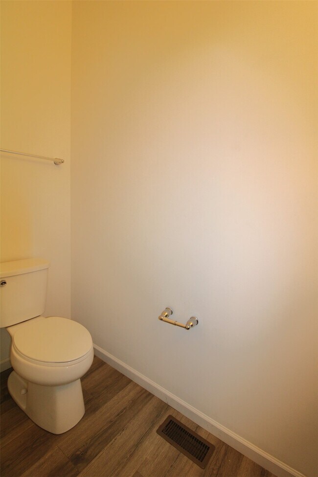 Building Photo - 130 Prairie Wind Dr