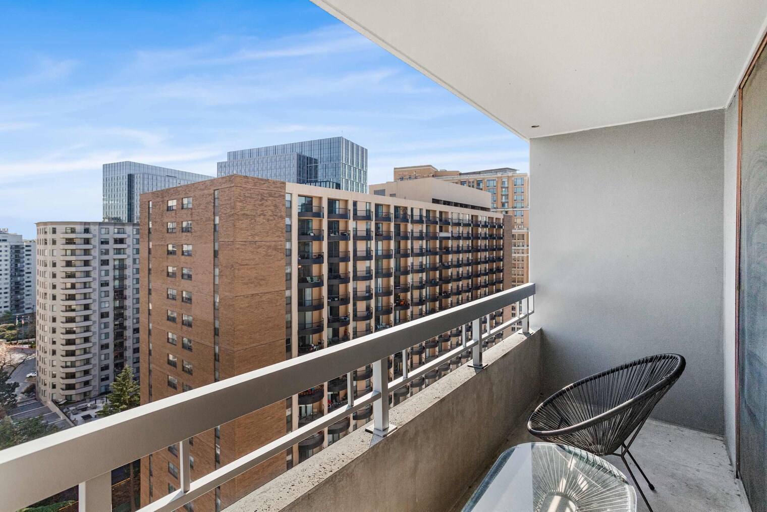 Building Photo - 401 12th St S