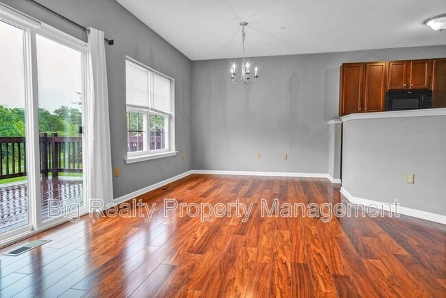 Building Photo - 2024 Morgan Hill Dr
