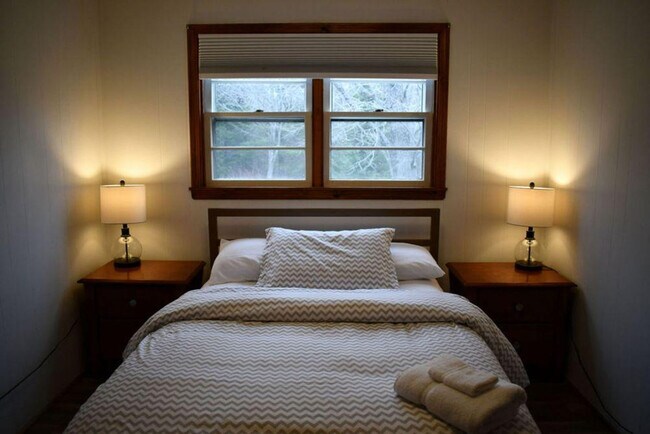 Building Photo - 45 Angel Brook Rd