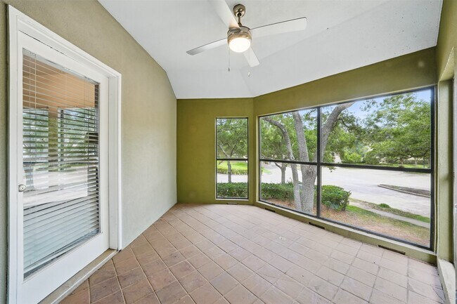 Building Photo - 4144 Greystone Way
