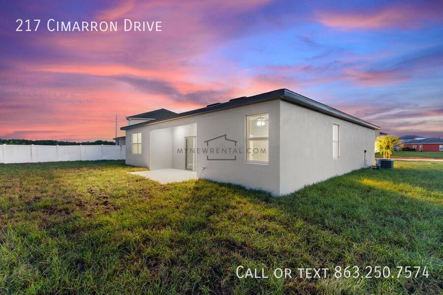 Building Photo - 217 Cimarron Dr