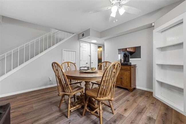 Building Photo - $1,750 | 3 Bedroom, 2.5 Bathroom Townhouse | Pet Friendly* | Available for August 1st, 2026 Move In!