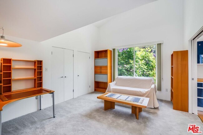 Building Photo - 2397 Nalin Dr
