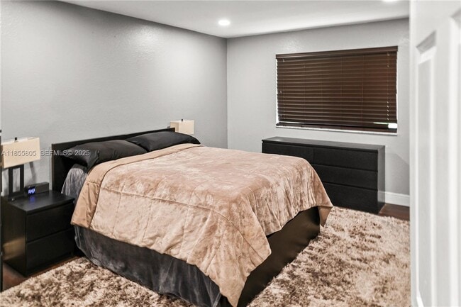 Building Photo - 6037 SW 19th St