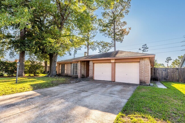 Primary Photo - 15235 Heron Park Dr