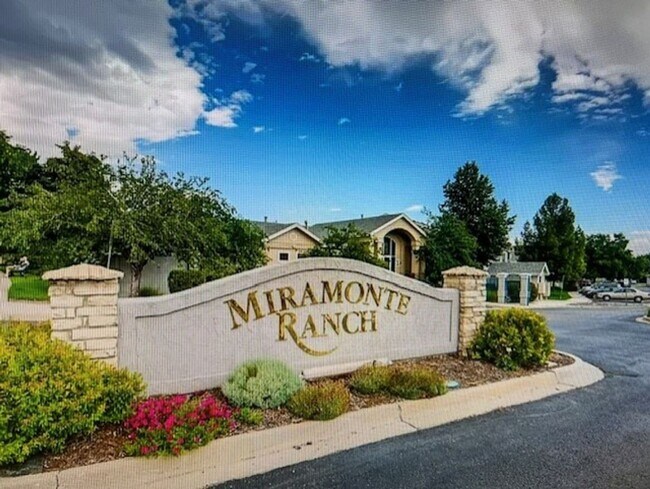 Building Photo - Immaculate Updated 2-Bedroom, 2-Bath Ground-Level Condo in Broomfield  - Miramonte Ranch