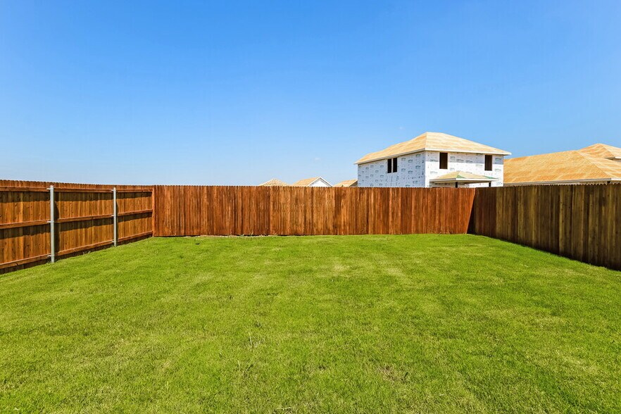 Building Photo - 845 Wisteria Ln