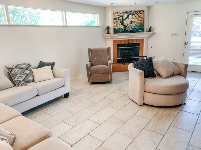 Building Photo - 620 Nelson Dr