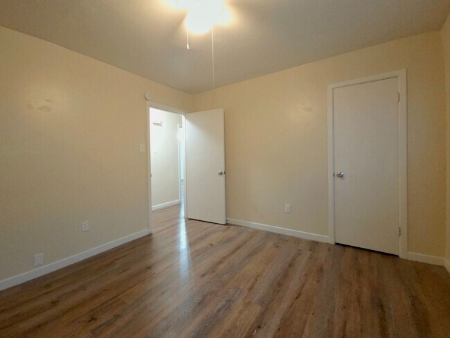 Building Photo - Spacious 3 Bed 2 Bath In Central Lubbock