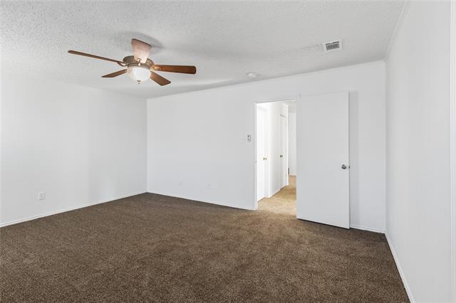 Building Photo - 1628 Fieldstone Dr