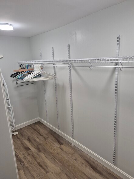 Walk-in closet - 65 Princeton Ave
