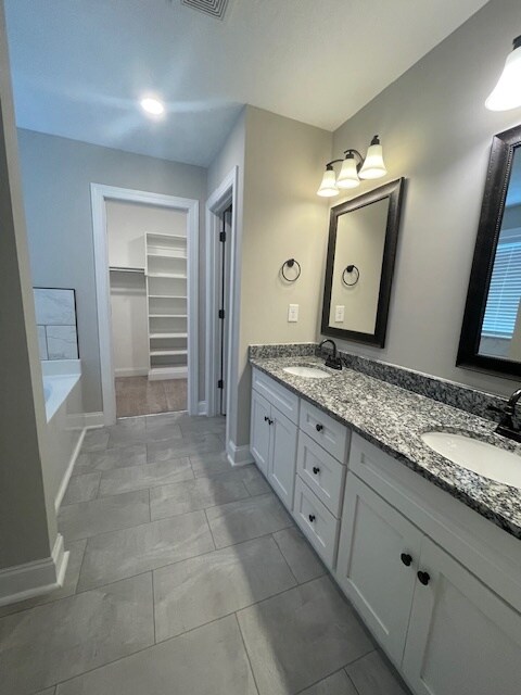 Building Photo - 721 Bancroft Dr