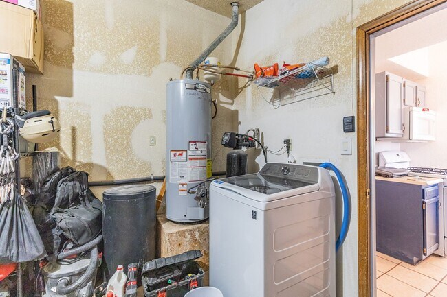 Building Photo - Cozy Three Bedroom Home with Solar Panels
