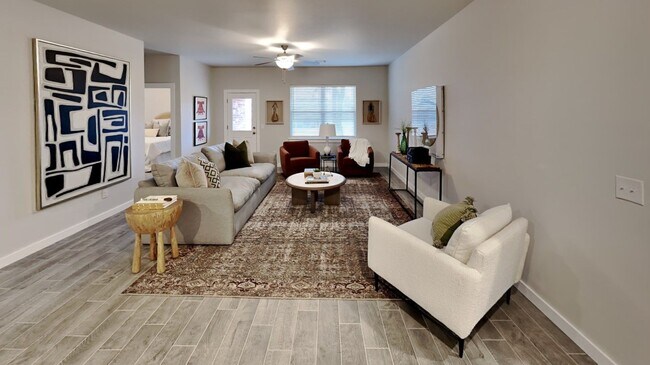 Building Photo - 3 Bedroom 2 Bathroom 2 Car Garage Home in ...