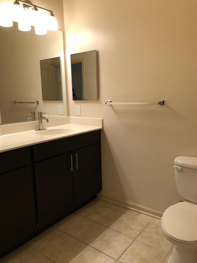 Building Photo - 4241 Summit Corner Dr