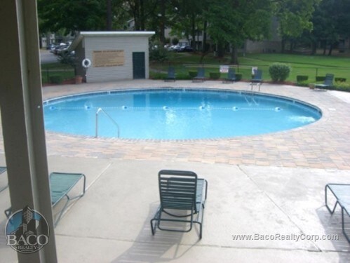 Building Photo - Meadowood Apartments