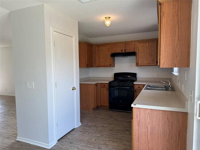 Building Photo - 12415 Jamie Dr