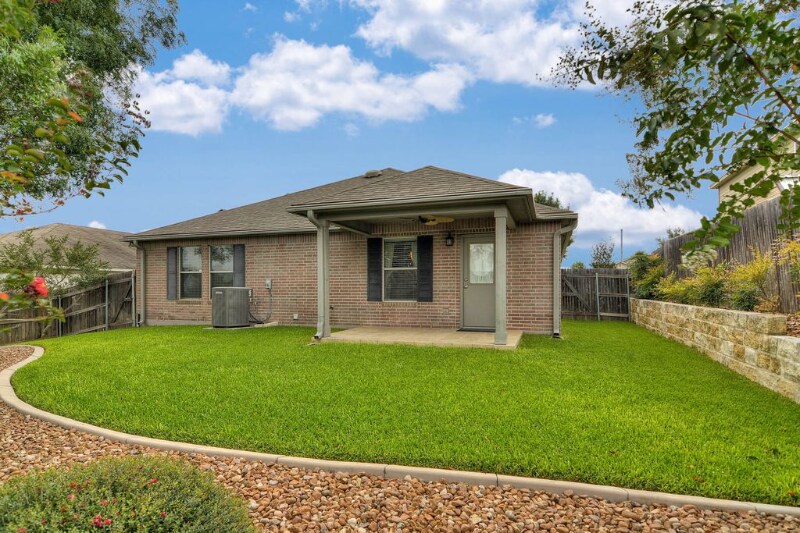 Building Photo - 129 S Willow Way