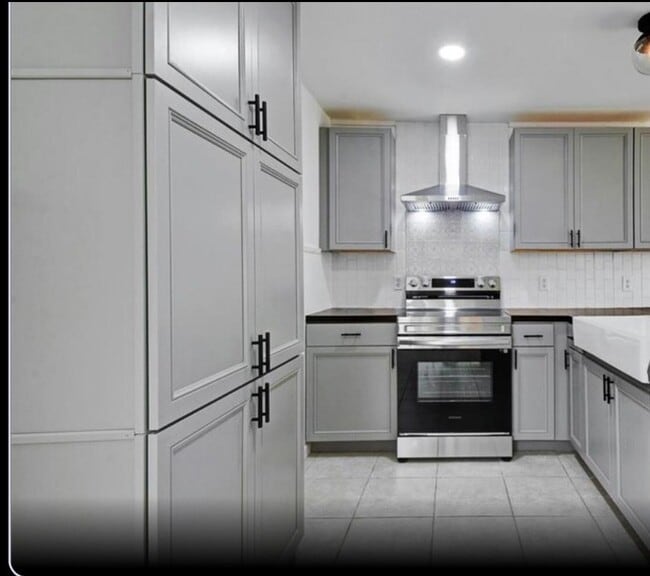 Building Photo - 11821 Petal Dr