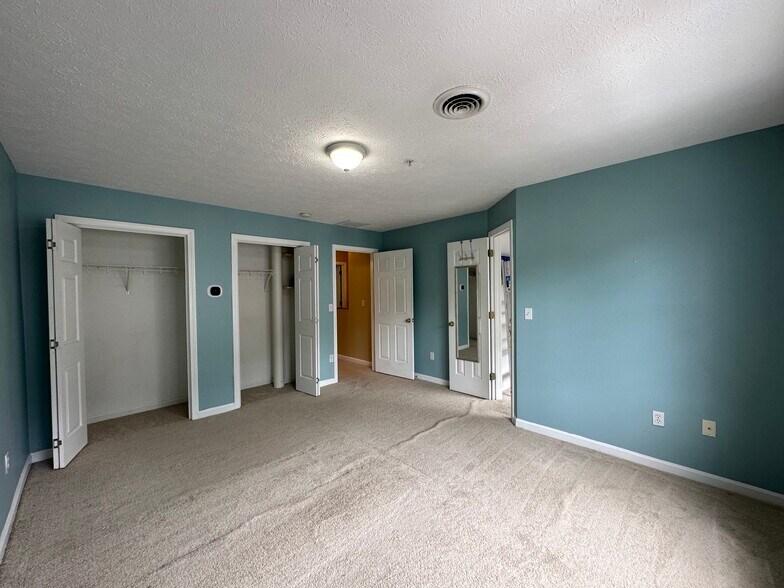 Building Photo - 12 Magnolia Dr