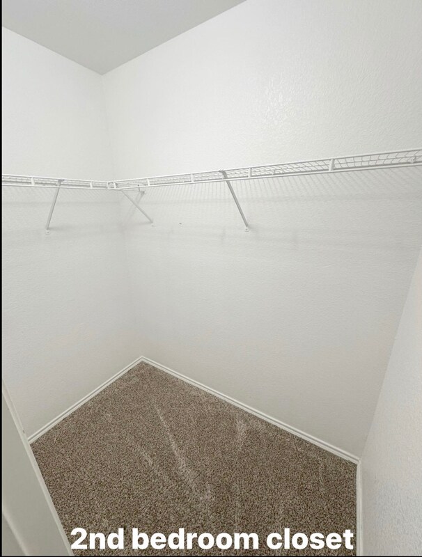 Building Photo - 9952 Sparrow Hawk Ln