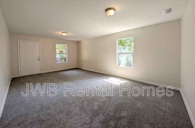 Building Photo - 7730 Eaton Ave