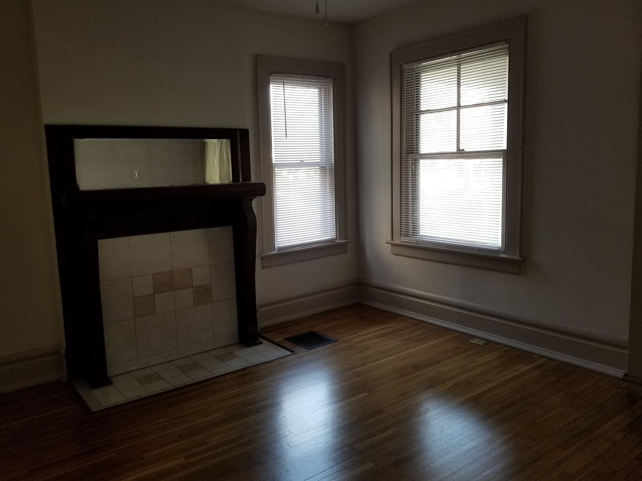 Living Room - 143 W 1st Ave
