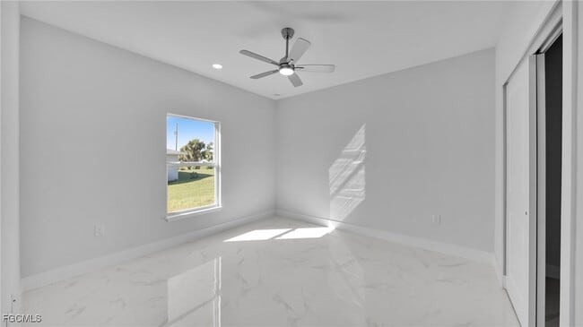 Building Photo - 2405-2407 Xelda Ave N